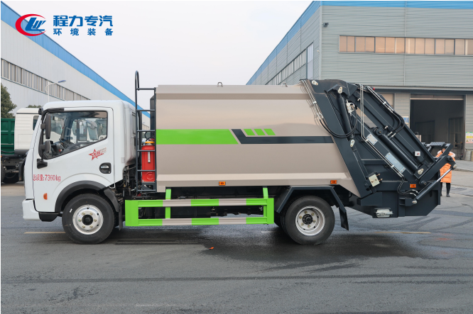 (8方)东风多利卡D6新款压缩垃圾车