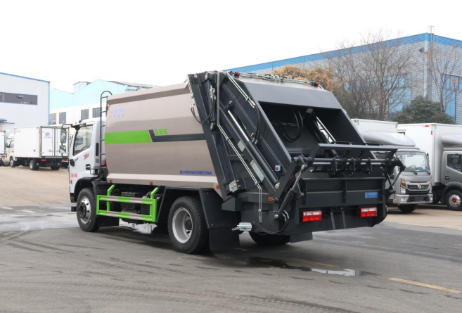 (12方)东风多利卡D7压缩垃圾车