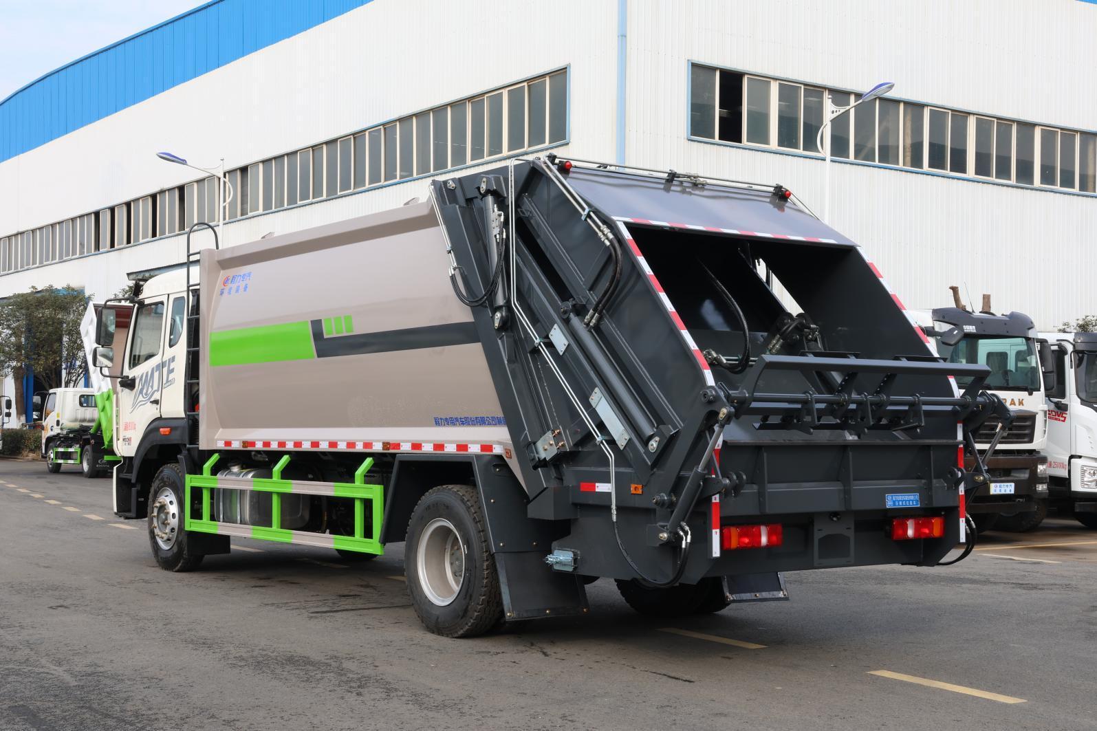 (15方)重汽豪沃压缩垃圾车