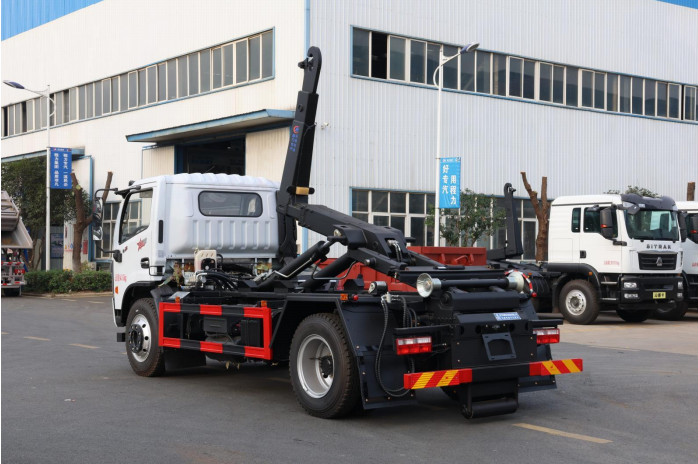 (12方)东风D9勾臂垃圾车