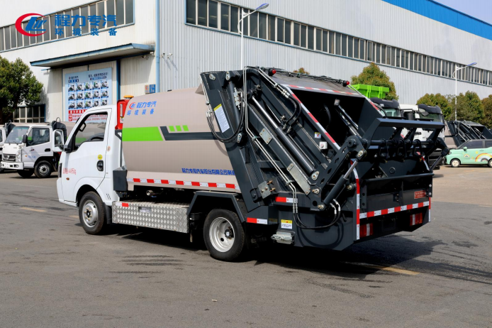 纯电动东风压缩垃圾车